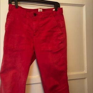 Gap girlfriend chino. Soft red color.